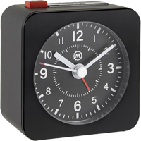 Mini-horloge et alarme sans tic-toc, Analogique, À piles, 2,3" dia., Noir OQ832 | Pronet Distribution