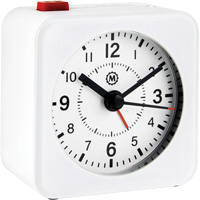 Mini-horloge et alarme sans tic-toc, Analogique, À piles, 2,3" dia., Blanc OQ835 | Pronet Distribution