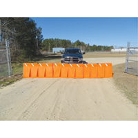 Barrières de circulation, Rempli d'eau, 62,25 lo x 24" h, Orange SFU851 | Pronet Distribution